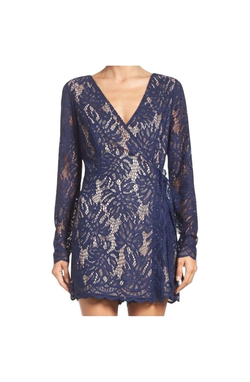 Lilly Pulitzer Navy Tiki Wrap Lace Romper, S. Preppy beachy